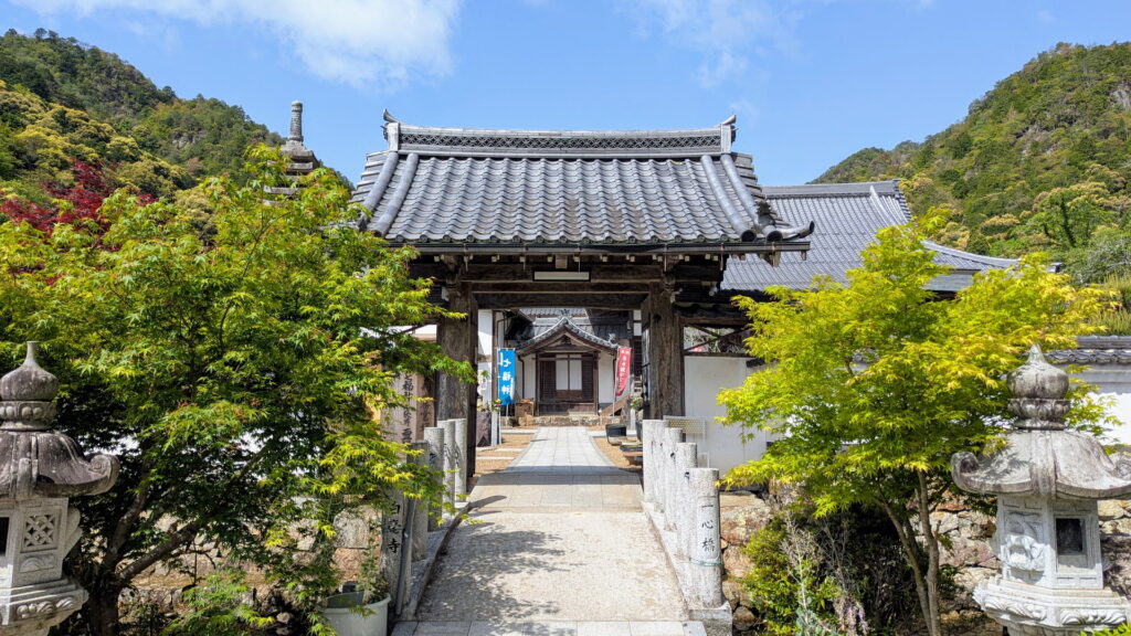 白毫寺 山門