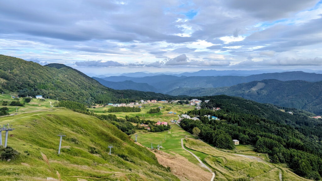 兵庫県41市町 カントリーサインの旅 養父市 ハチ高原