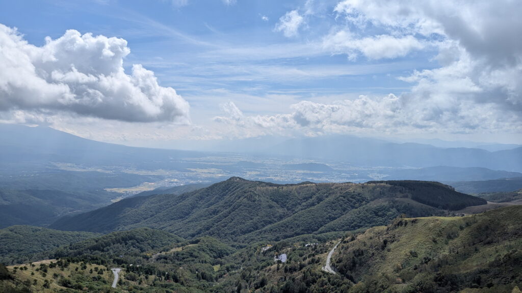 ビーナスライン・車山高原 展望テラス SKY TERRACEからの眺め