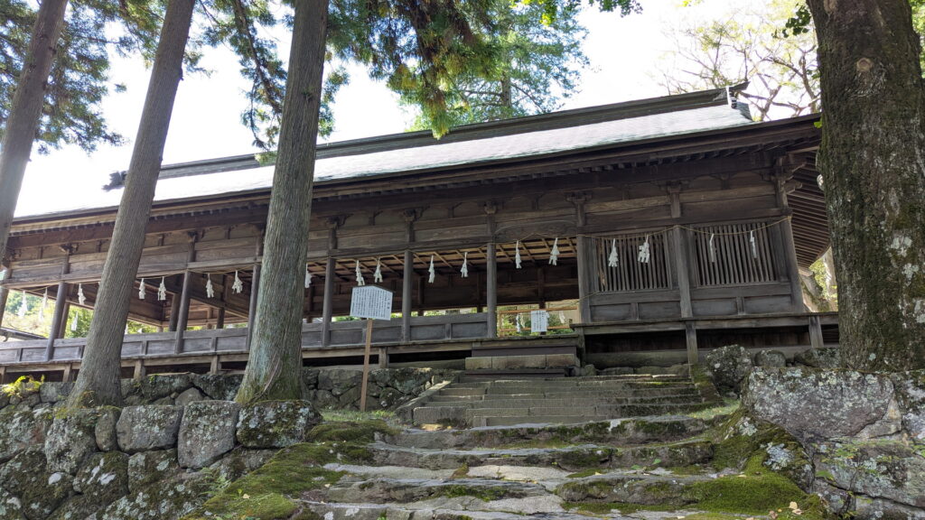 諏訪大社 上社前宮 十間廊