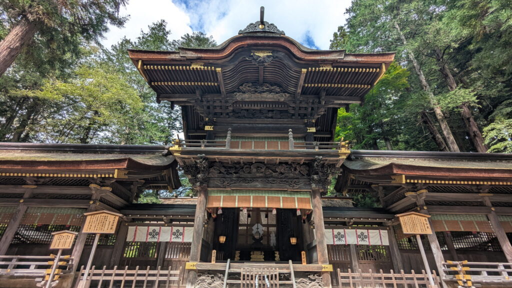 諏訪大社 下社春宮 幣拝殿