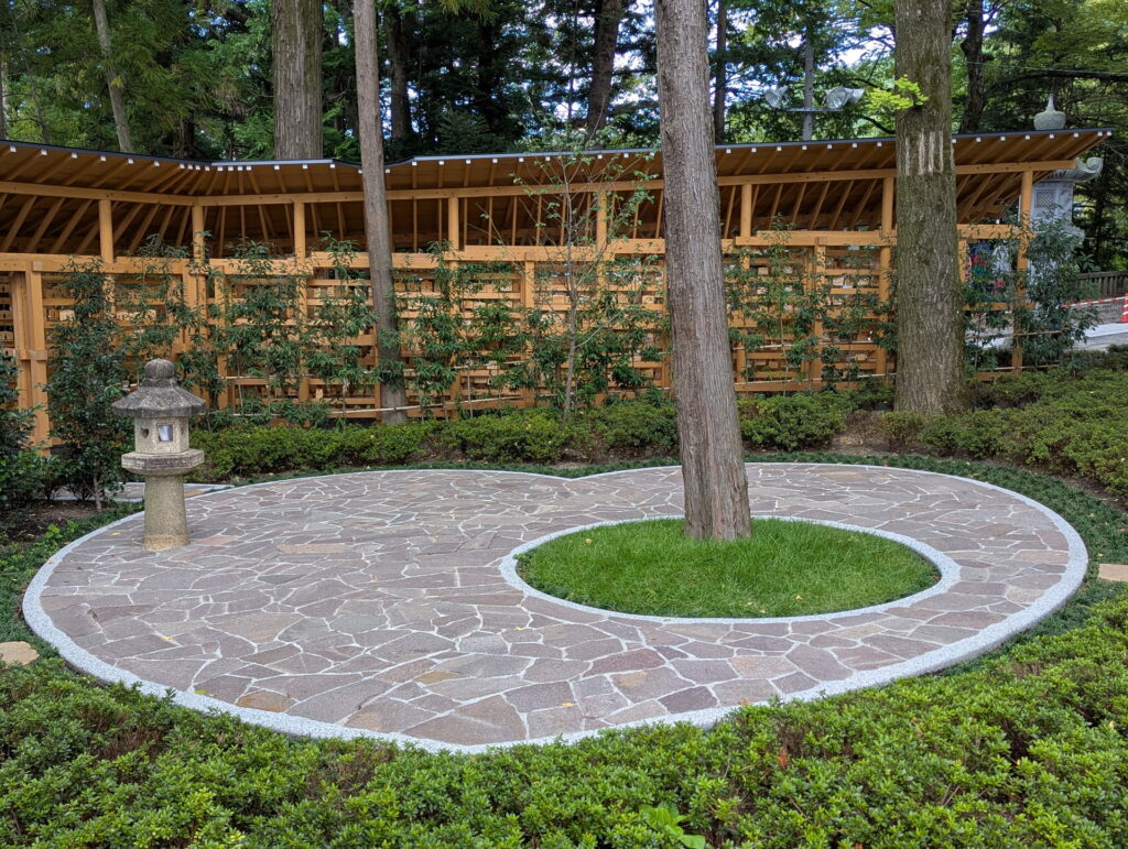 諏訪大社 下社秋宮