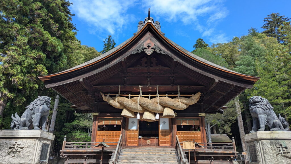 諏訪大社 下社秋宮