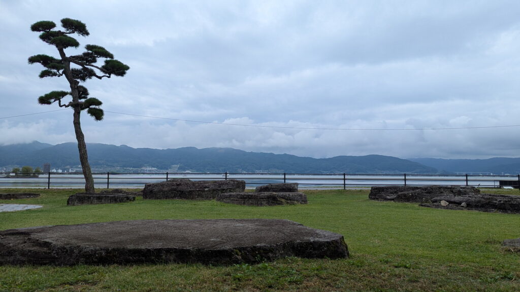 湖畔公園足湯からの眺め