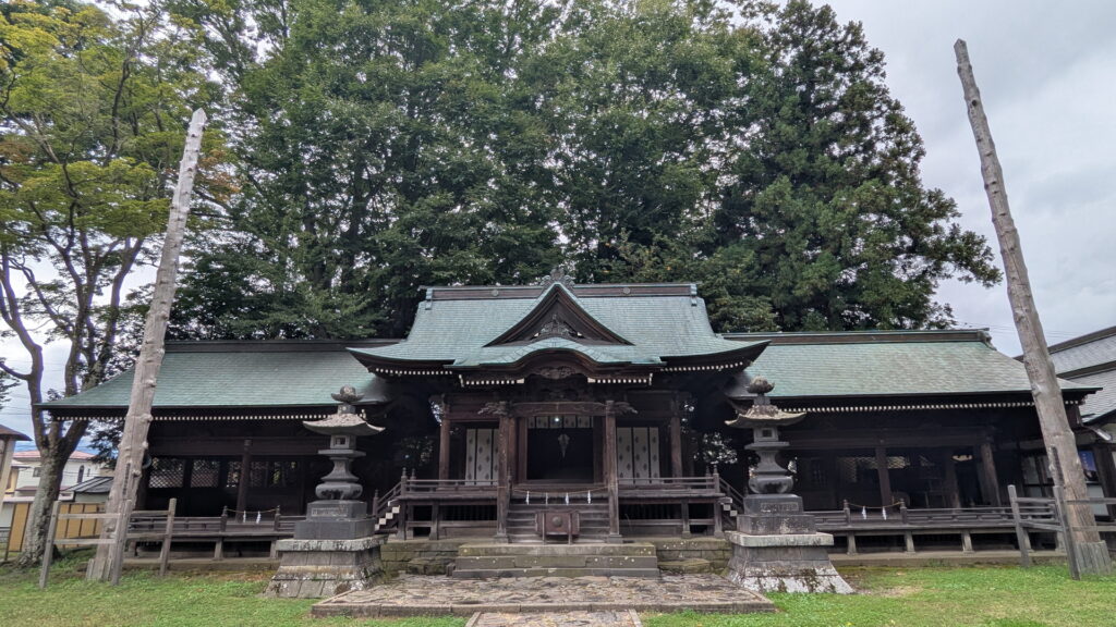 諏訪護国神社