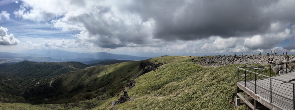 ビーナスライン・車山高原 展望テラス SKY TERRACEからの眺め