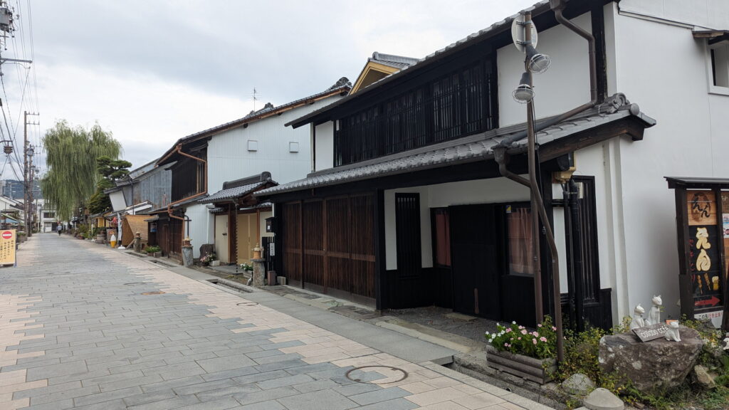北国街道上田宿 柳町通り