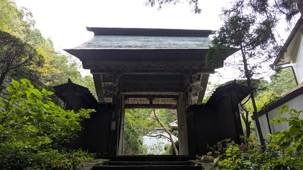 安楽寺 山門