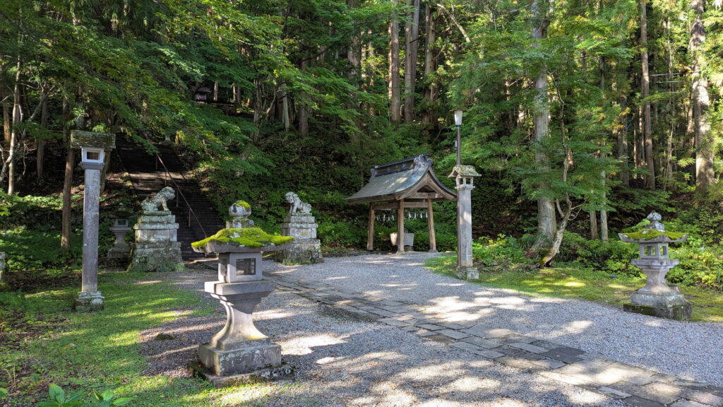 戸隠神社 宝光社