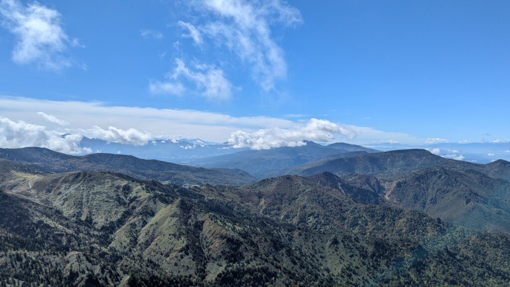 横手山2307満天ビューテラス