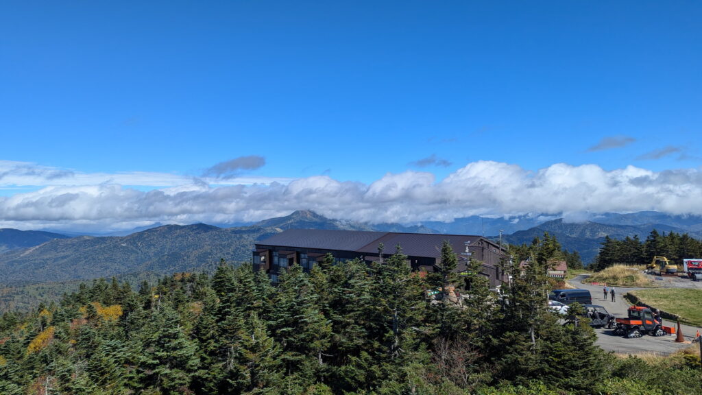 横手山2307満天ビューテラス