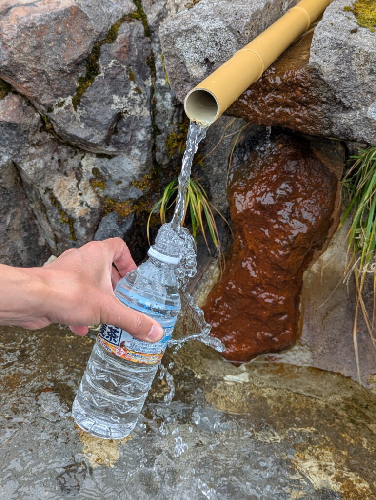 室堂・立山玉殿の湧水