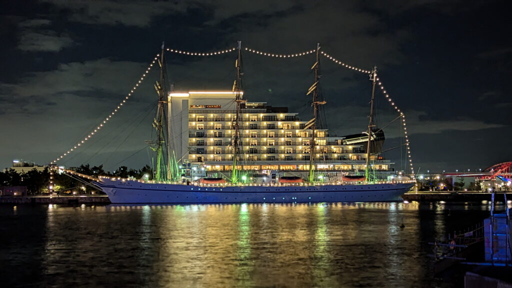 新港突堤エリア