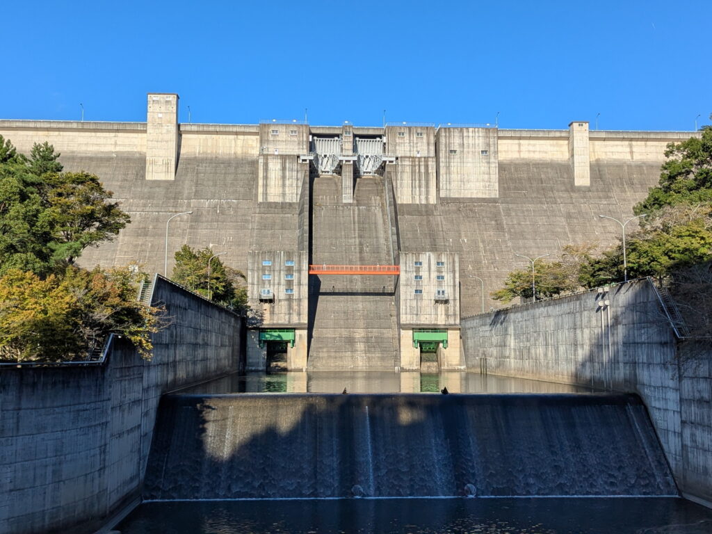 兵庫県41市町 カントリーサインの旅 川西市 一庫ダム