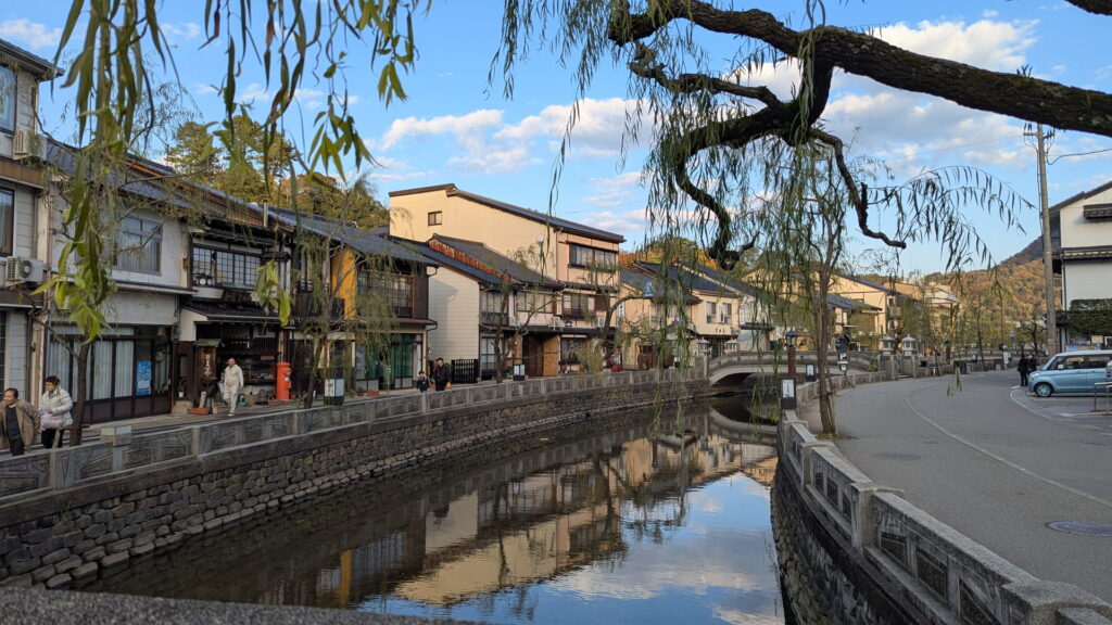 兵庫県41市町 カントリーサインの旅 豊岡市 城崎温泉 大谿川（おおたにがわ）